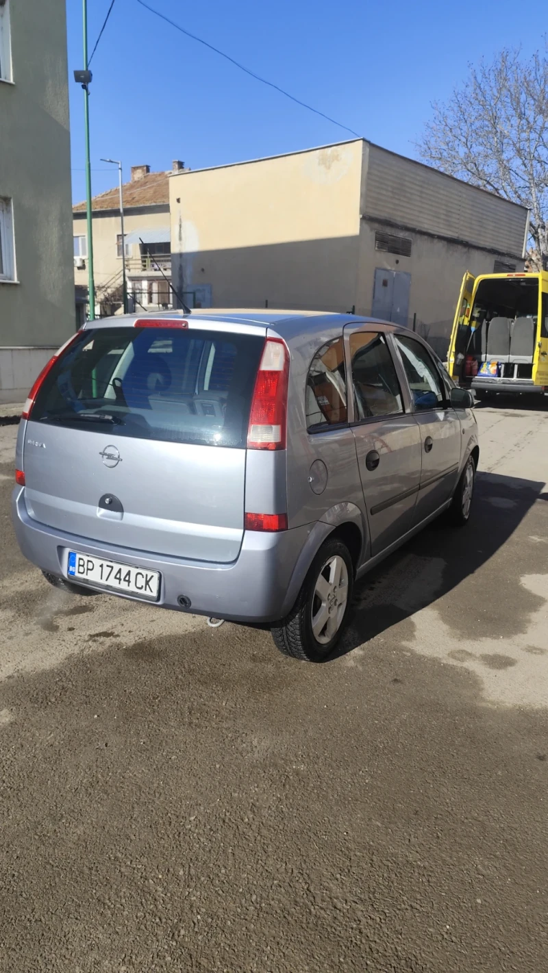 Opel Meriva, снимка 4 - Автомобили и джипове - 48855897