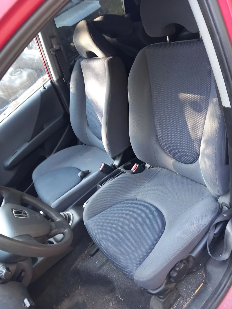 Honda Jazz 1.3 1.4, снимка 17 - Автомобили и джипове - 48950239