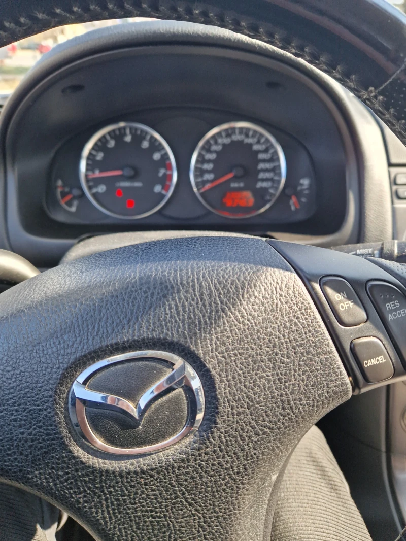 Mazda 6 2.0, снимка 16 - Автомобили и джипове - 49237453