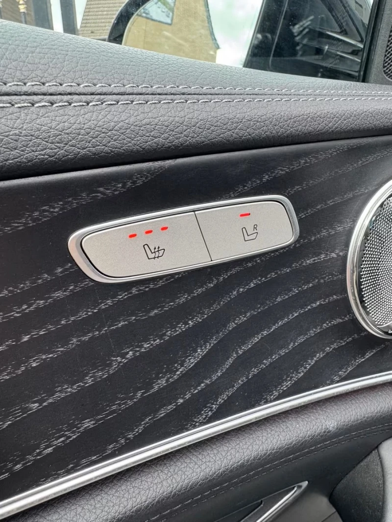 Mercedes-Benz E 53 AMG  * AMG* 4MATIC+ * PANORAMA* , снимка 11 - Автомобили и джипове - 52015227