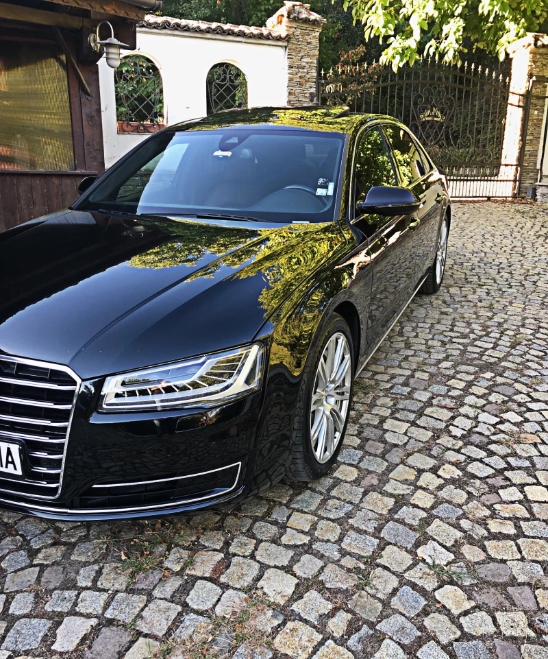 Audi A8, снимка 2 - Автомобили и джипове - 52380628