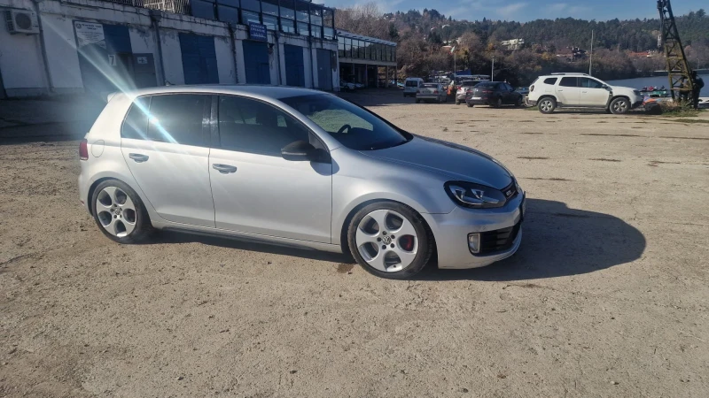 VW Golf GTi, снимка 3 - Автомобили и джипове - 52526687