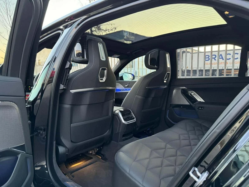 BMW 740, снимка 6 - Автомобили и джипове - 52573477