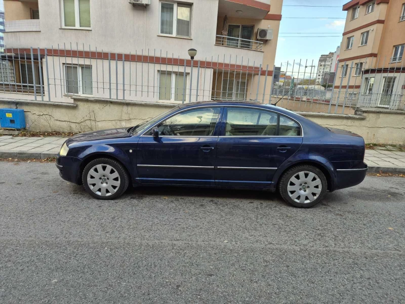 Skoda Superb 2.5TDI, снимка 2 - Автомобили и джипове - 52644048