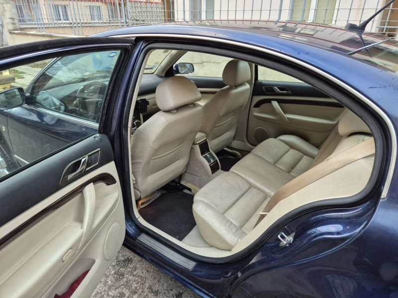 Skoda Superb 2.5TDI, снимка 10 - Автомобили и джипове - 52644048