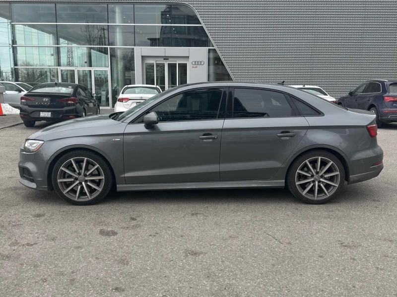 Audi A3 * Technik * CARFAX * БЕЗ ПЪРВОНАЧАЛНА ВНОСКА, снимка 2 - Автомобили и джипове - 52891226