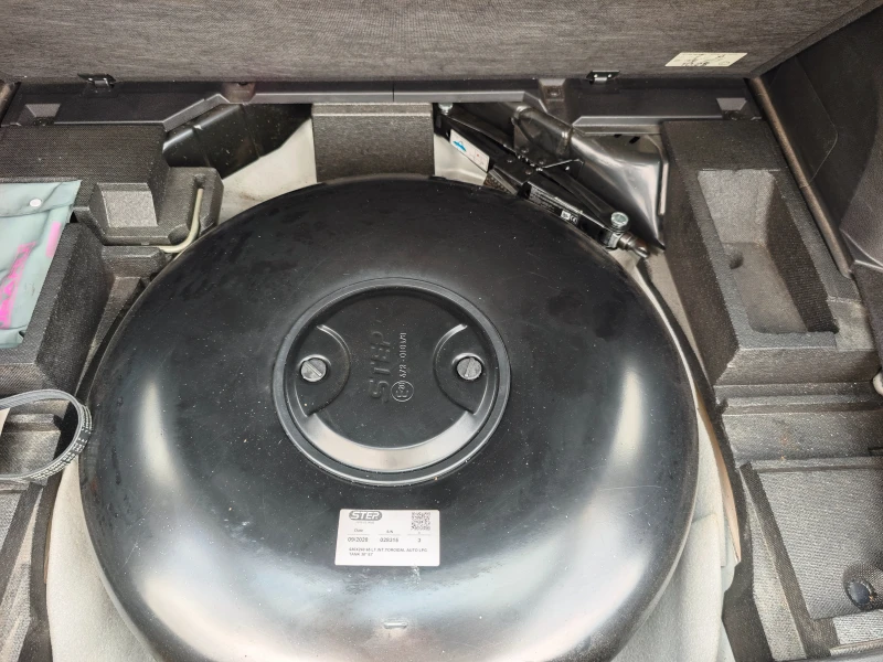 Subaru Forester 2.0i BI-FUEL, снимка 12 - Автомобили и джипове - 53013394