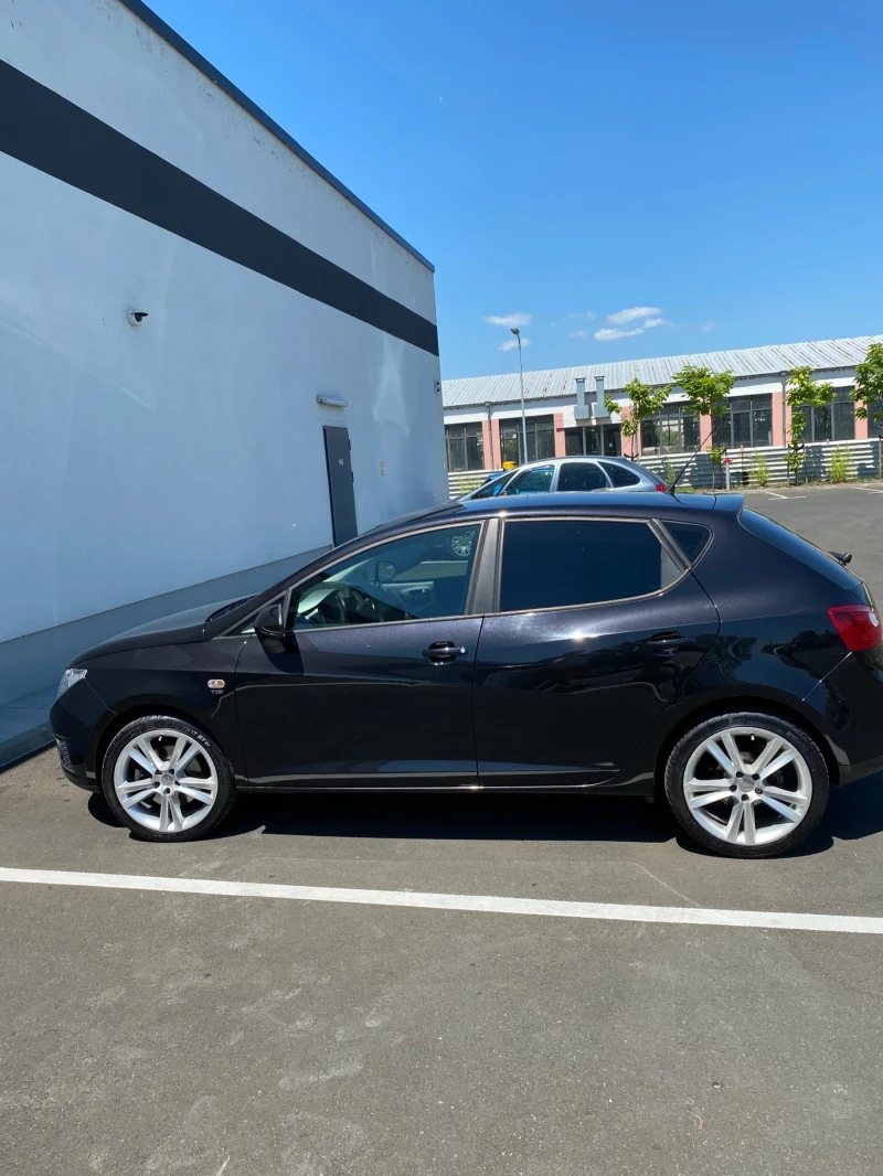 Seat Ibiza, снимка 6 - Автомобили и джипове - 53385999