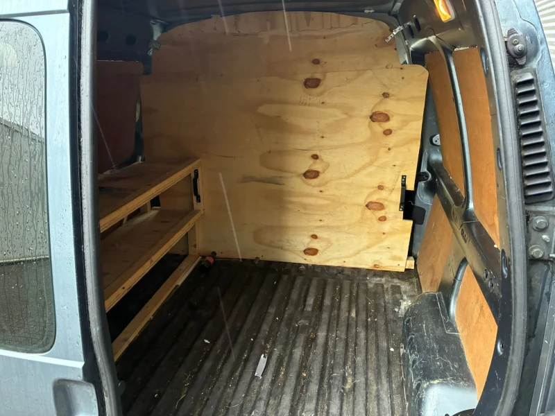 Citroen Berlingo 1.6HDi 55kw EURO 4 2008г, снимка 4 - Автомобили и джипове - 53585976