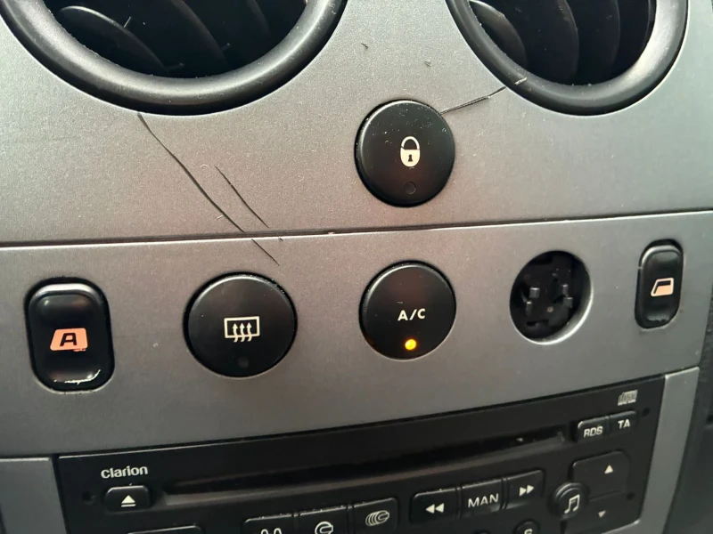 Citroen Berlingo 1.6HDi 55kw EURO 4 2008г, снимка 6 - Автомобили и джипове - 53585976