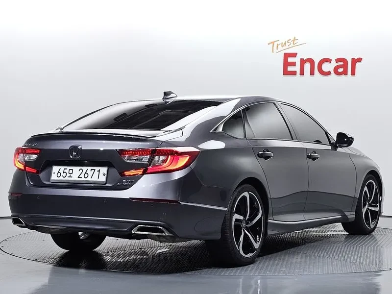 Honda Accord 2.0 Turbo Sports, снимка 2 - Автомобили и джипове - 55739095