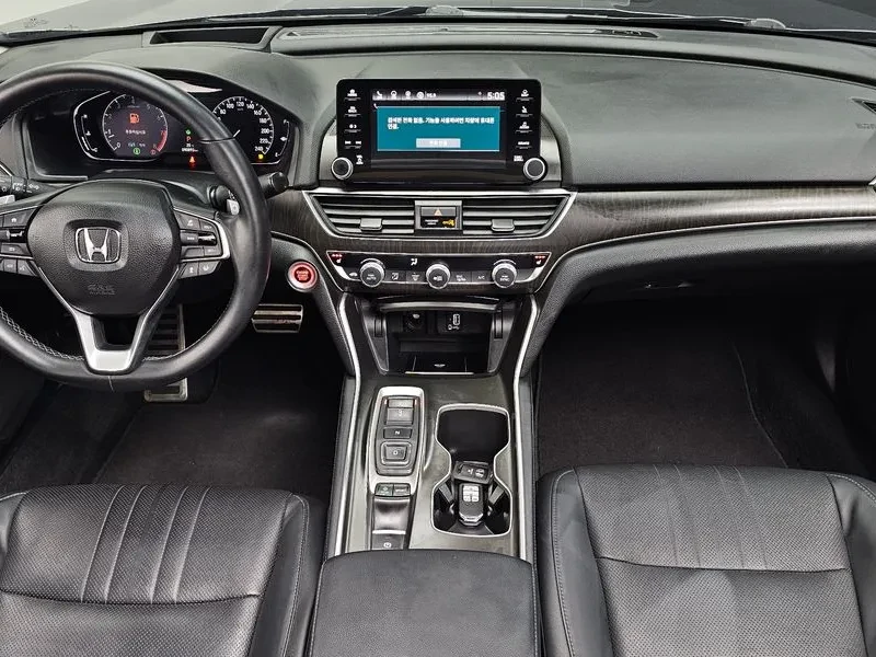 Honda Accord 2.0 Turbo Sports, снимка 7 - Автомобили и джипове - 55739095