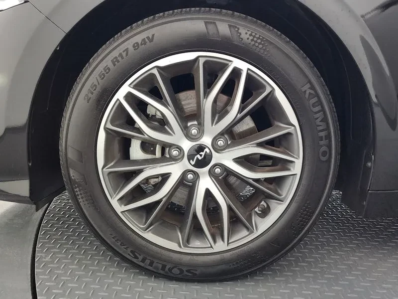 Kia K5 2.0 Prestige, снимка 5 - Автомобили и джипове - 55739164