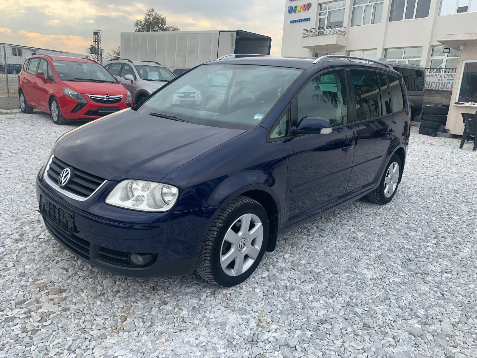 VW Touran 1.9 TDI 101 KC Нов Внос Германиа - изображение 2