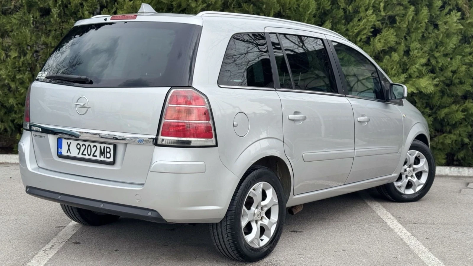 Opel Zafira 1.6 EcoM Turbo 6 ск. 150 к.с. - изображение 7