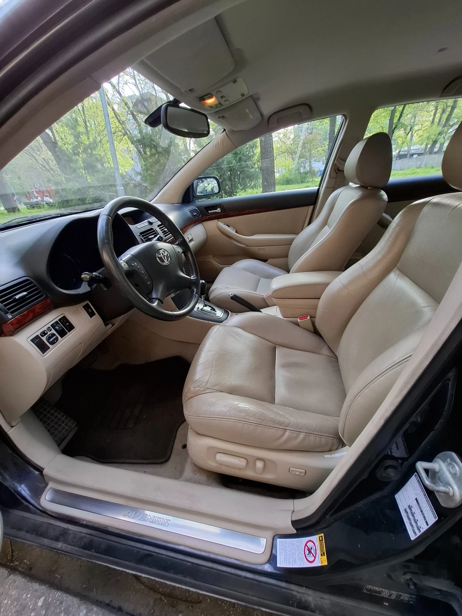 Toyota Avensis  - изображение 10