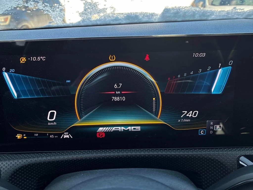 Mercedes-Benz CLA 350 AMG * Подгреви * CARFAX * 4MATIC AWD - изображение 8