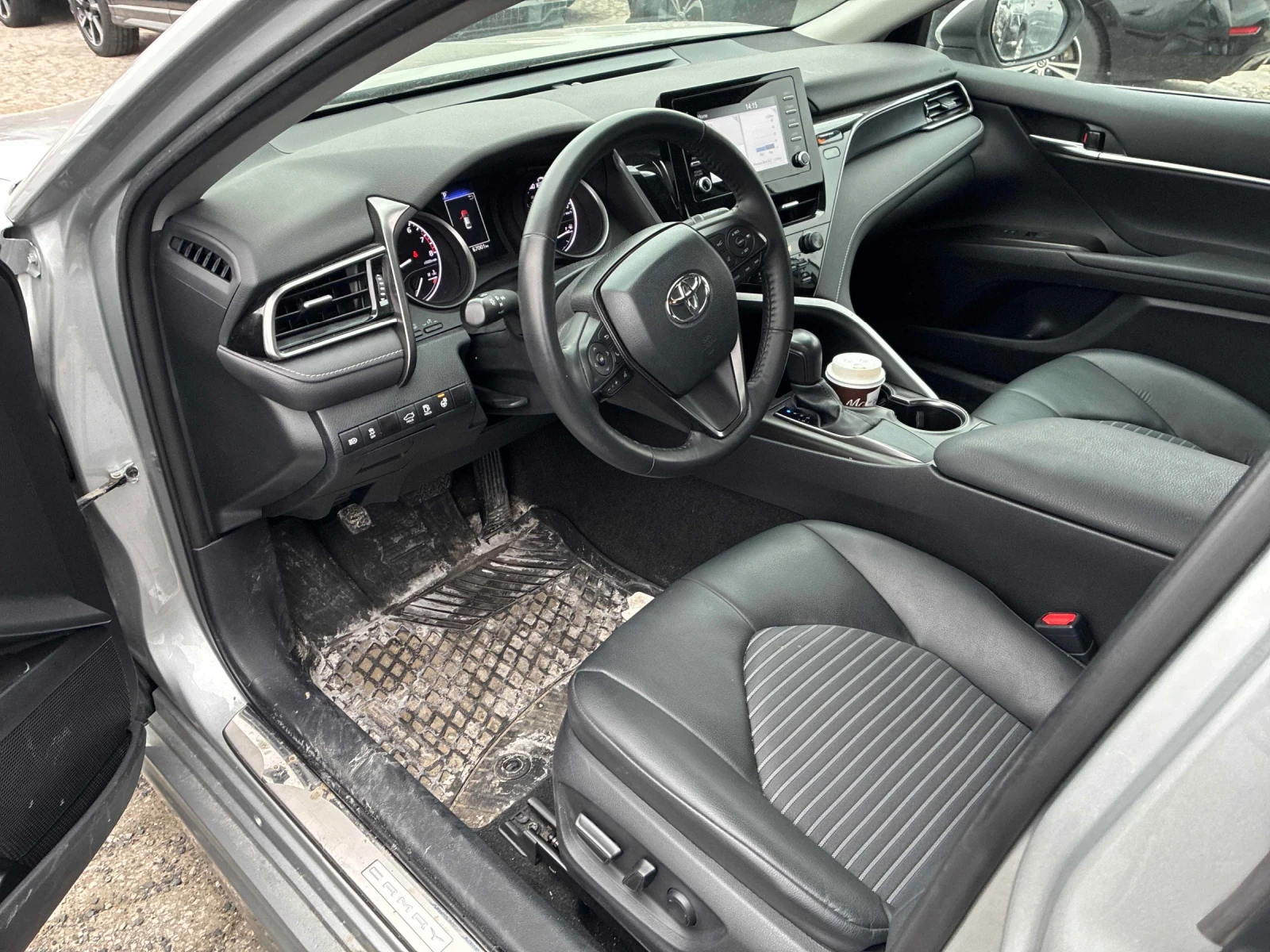 Toyota Camry 4X4 * * CARFAX * * АВТО КРЕДИТ * *  - изображение 5