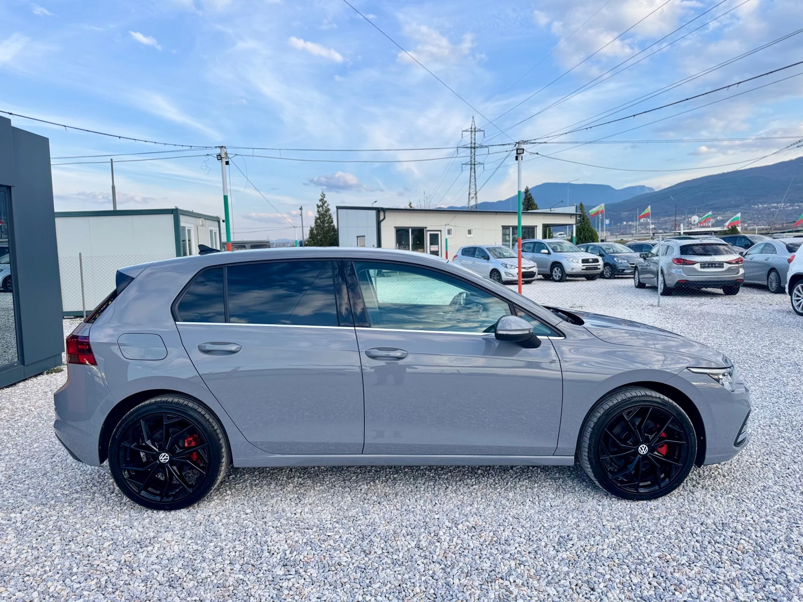 VW Golf ::eHybrid::DSG::1 собственик::IQ LED, снимка 4 - Автомобили и джипове - 53342730