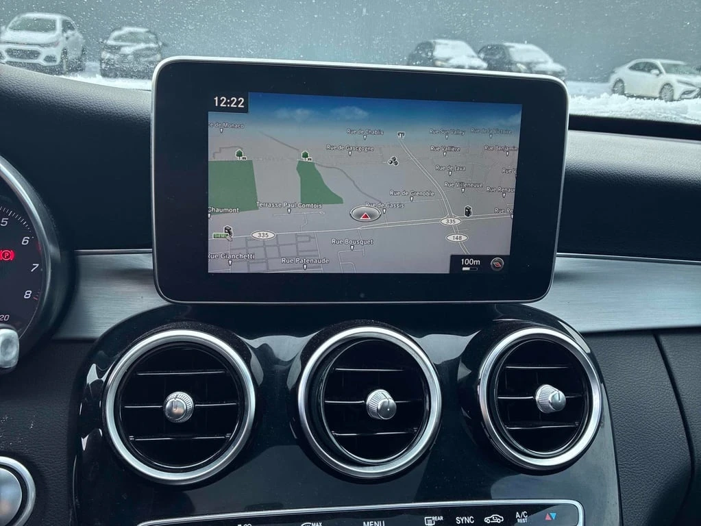 Mercedes-Benz C 300 * CARFAX /Камера/Подгреви - изображение 9