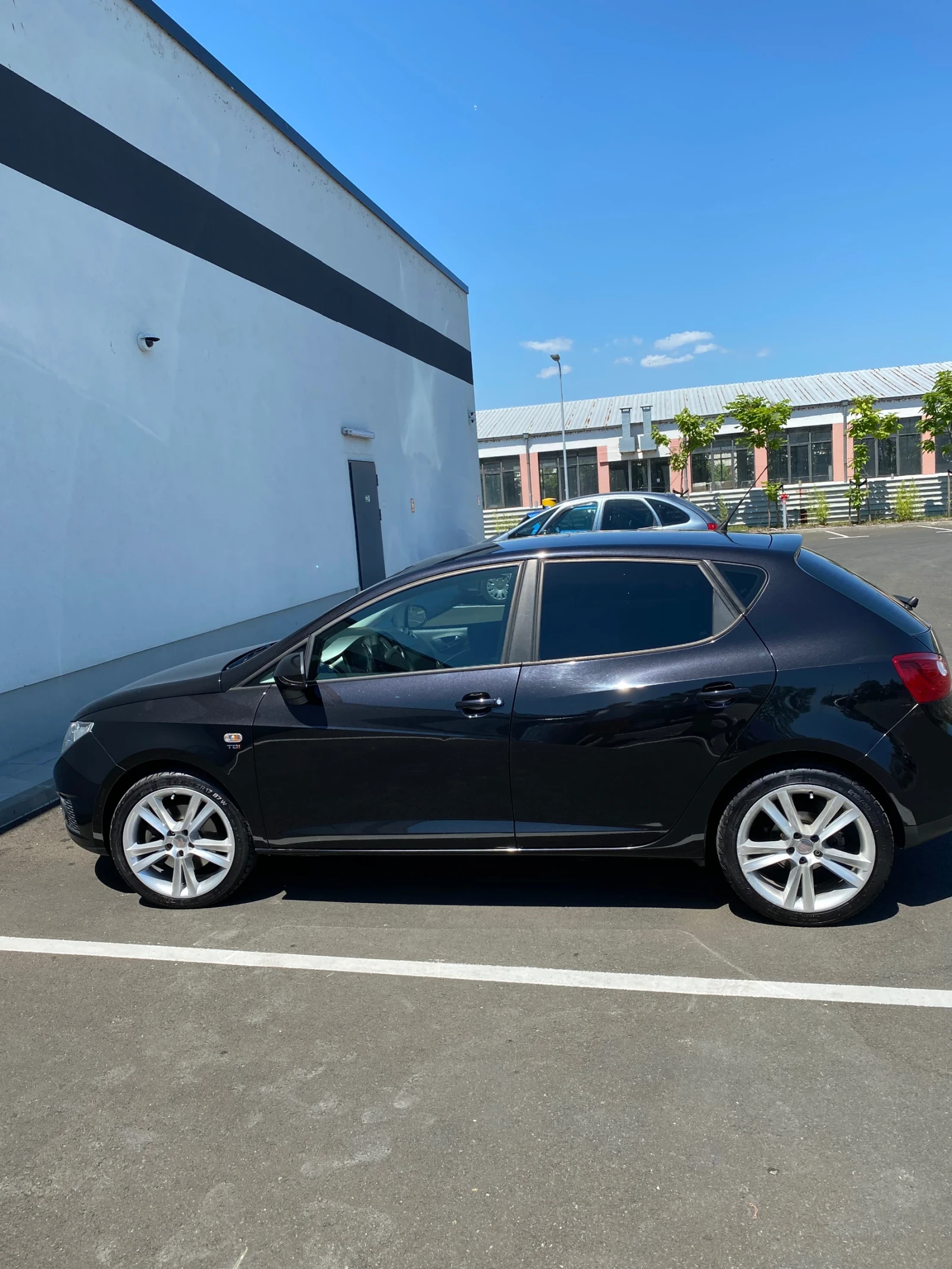 Seat Ibiza  - изображение 9