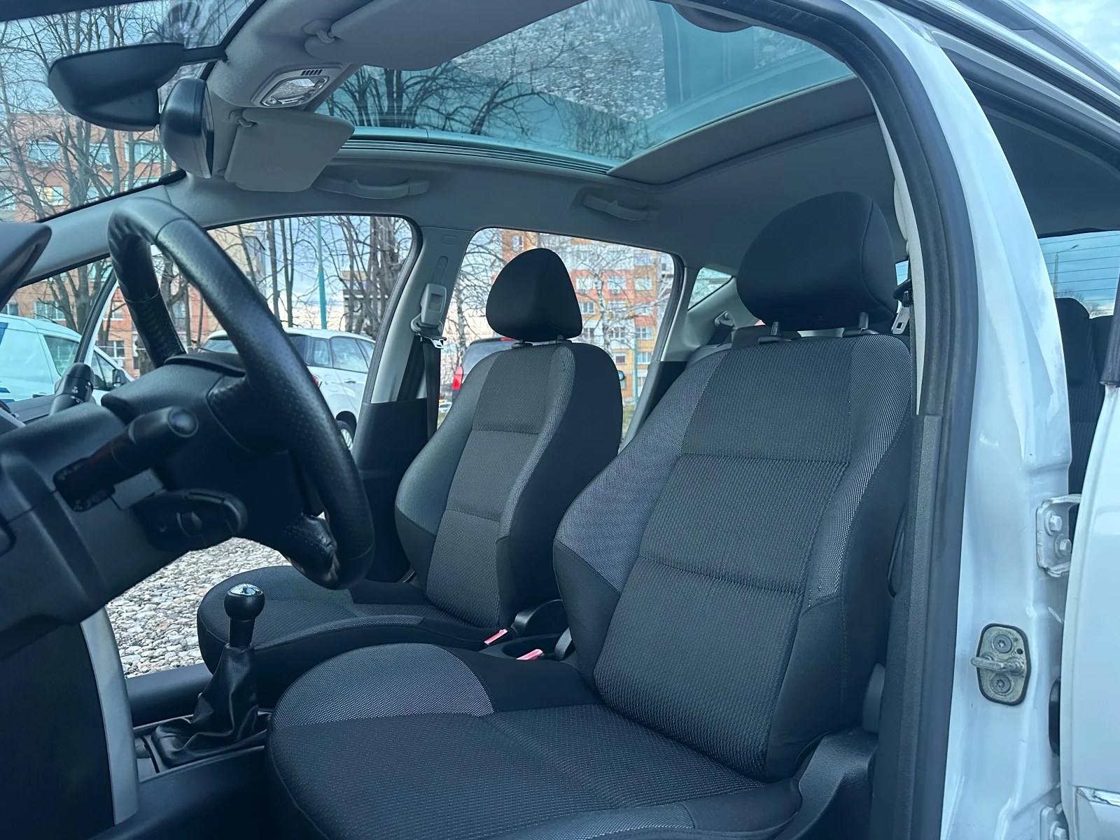 Peugeot 207 1.6HDI 92kc PANORAMA  - изображение 9