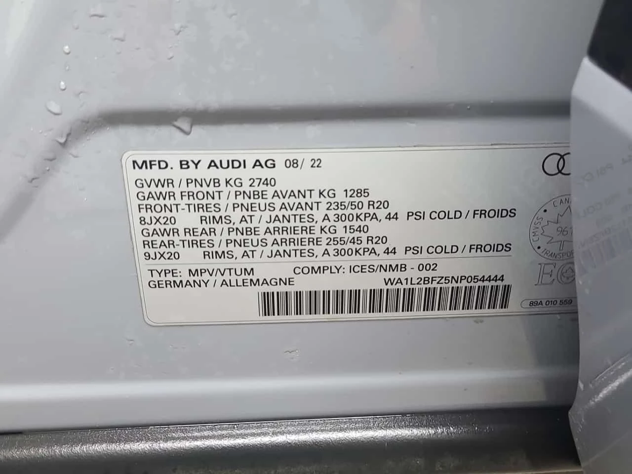 Audi Q4 E-TRON PREMIUM PLUS * HUD* 360* * CARFAX * , снимка 16 - Автомобили и джипове - 53817341