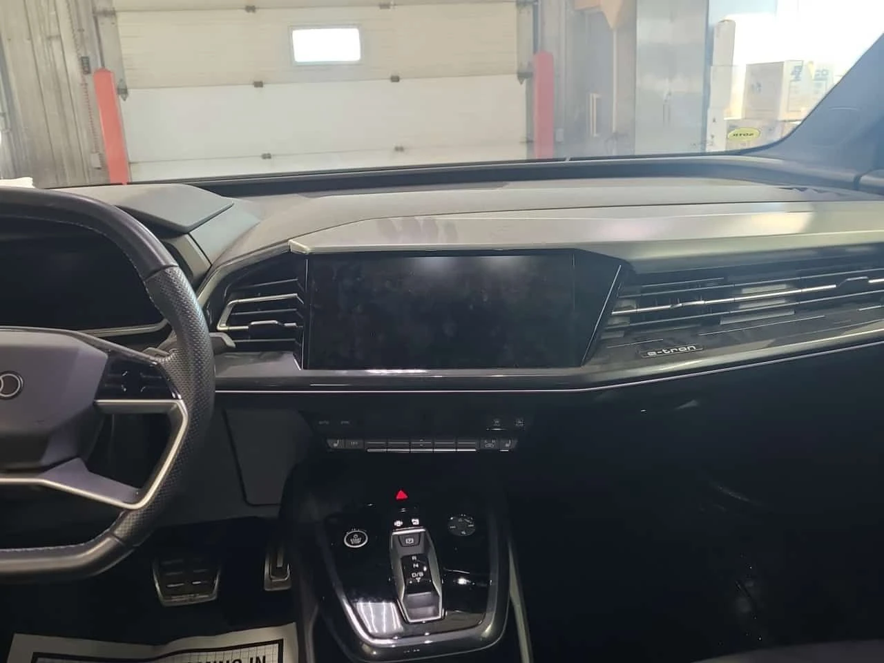 Audi Q4 E-TRON PREMIUM PLUS * HUD* 360* * CARFAX * , снимка 12 - Автомобили и джипове - 53817341