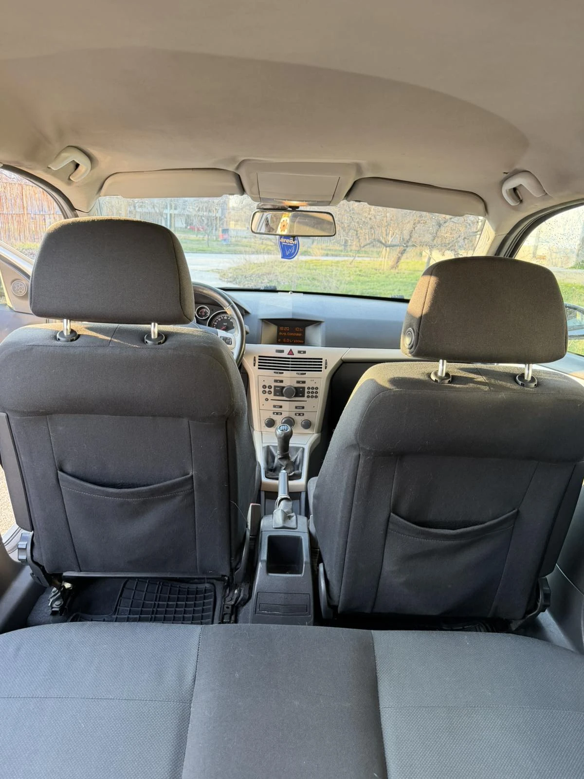 Opel Astra H 1.7 CDTI 2007, снимка 17 - Автомобили и джипове - 53851313