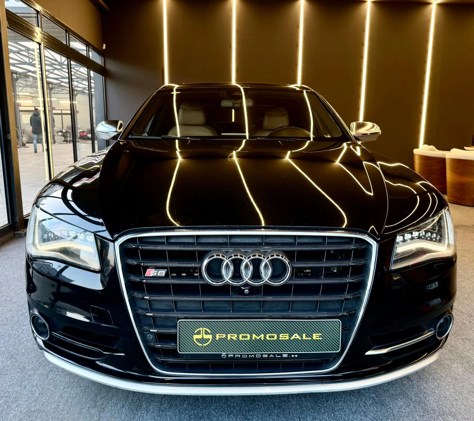 Audi S8 Exclusive* V8* B&O* , снимка 2 - Автомобили и джипове - 53977606