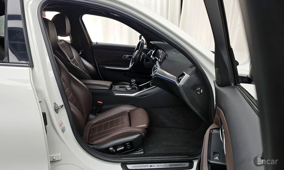 BMW 340 * M340i* 360 CAMERA* HARMAN KARDON* HEAD-UP* ПОДГР, снимка 11 - Автомобили и джипове - 54190385