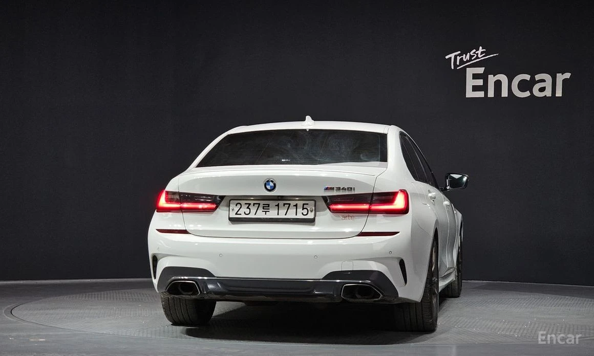 BMW 340 * M340i* 360 CAMERA* HARMAN KARDON* HEAD-UP* ПОДГР, снимка 4 - Автомобили и джипове - 54190385