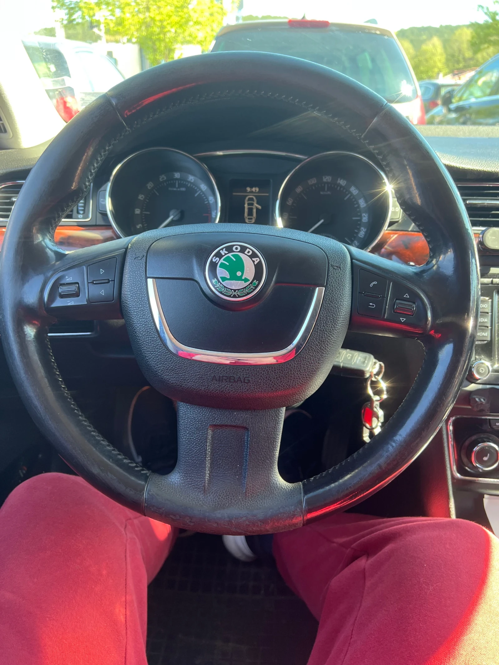 Skoda Superb, снимка 8 - Автомобили и джипове - 54423952