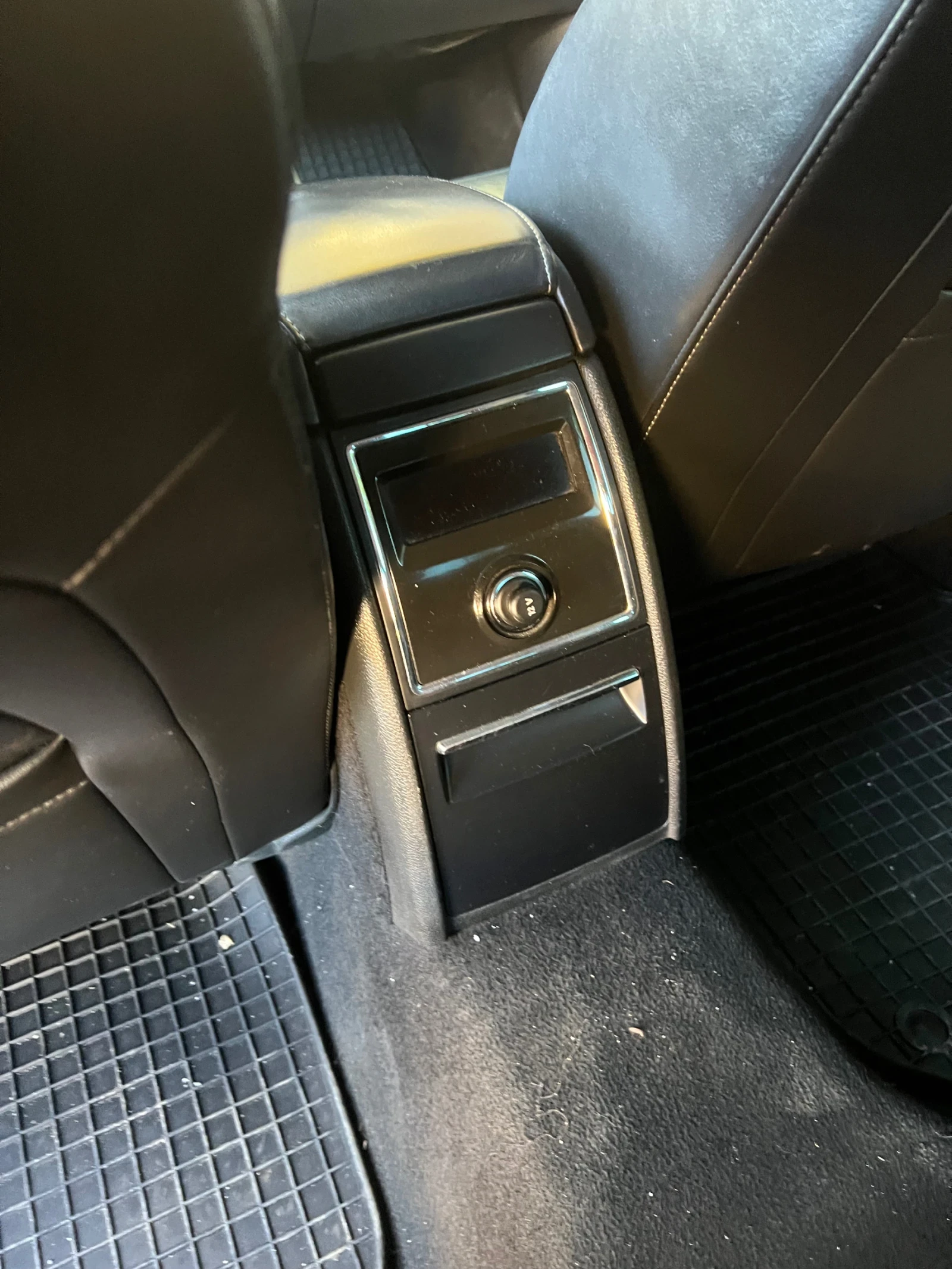 Skoda Superb, снимка 13 - Автомобили и джипове - 54423952