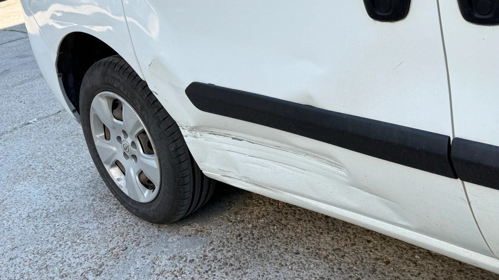 Opel Combo, снимка 5 - Автомобили и джипове - 55281591