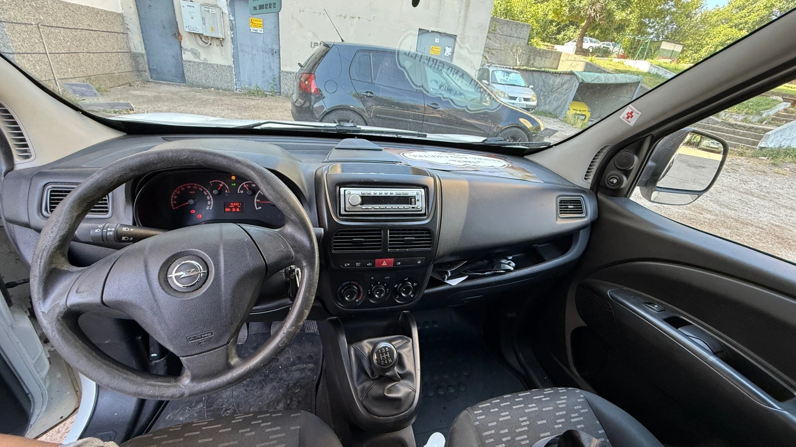 Opel Combo, снимка 8 - Автомобили и джипове - 55281591