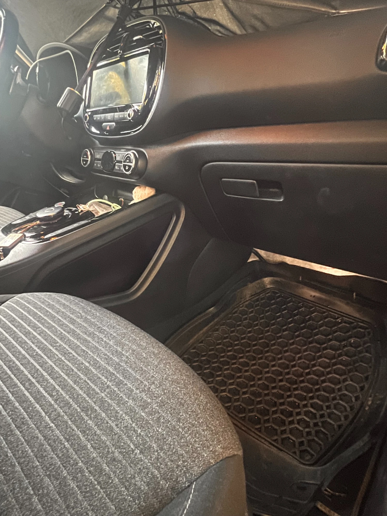 Kia Soul III генерация, снимка 13 - Автомобили и джипове - 55658010