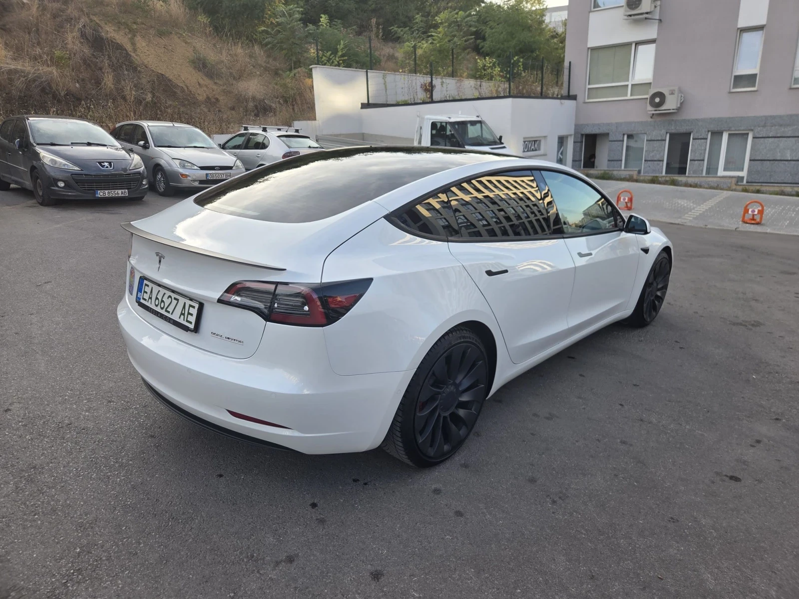 Tesla Model 3 Performance, снимка 4 - Автомобили и джипове - 56318220