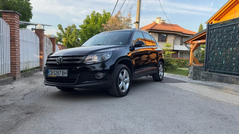 VW Tiguan, снимка 1 - Автомобили и джипове - 47495919