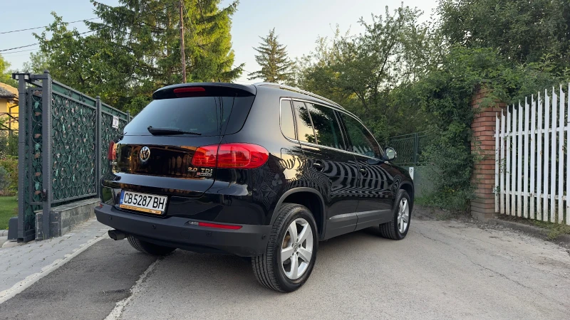 VW Tiguan, снимка 5 - Автомобили и джипове - 47495919