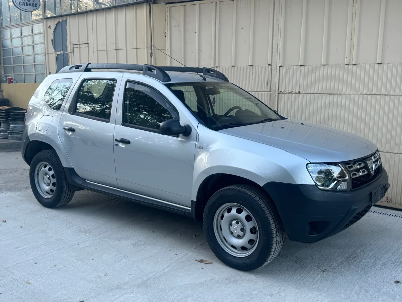 Dacia Duster 1.6i, снимка 4 - Автомобили и джипове - 47613491