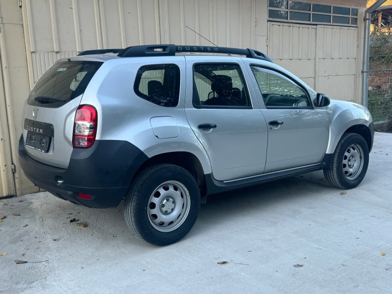 Dacia Duster 1.6i, снимка 6 - Автомобили и джипове - 47613491