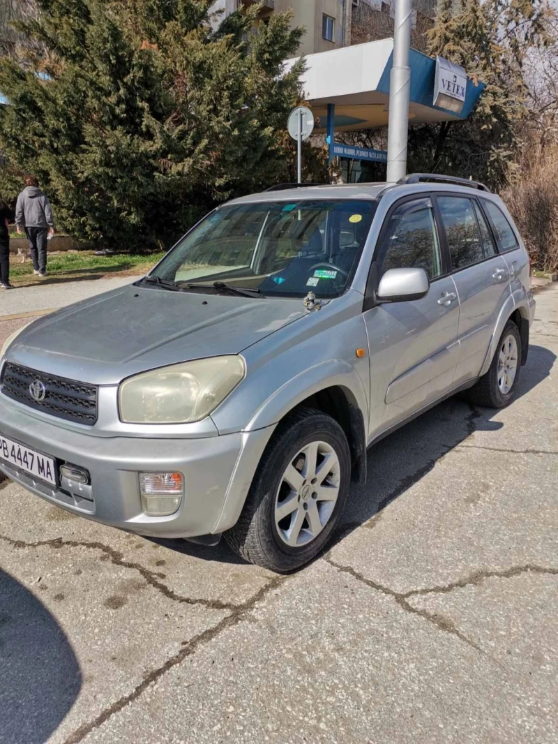 Toyota Rav4, снимка 1 - Автомобили и джипове - 49345954