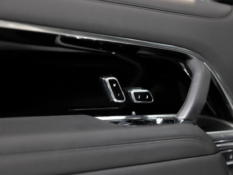 Land Rover Range rover P550e/PLUG-IN/SHADOW/MERIDIAN/PANO/HEAD UP/TV/360/, снимка 6 - Автомобили и джипове - 52694722