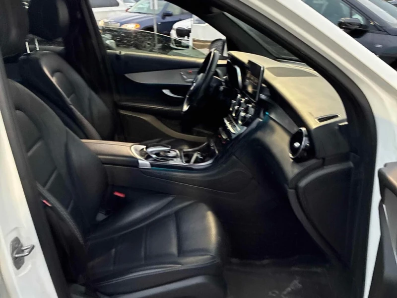 Mercedes-Benz GLC * 300 * CARFAX * ЦЕНА ДО БГ, снимка 6 - Автомобили и джипове - 53053995