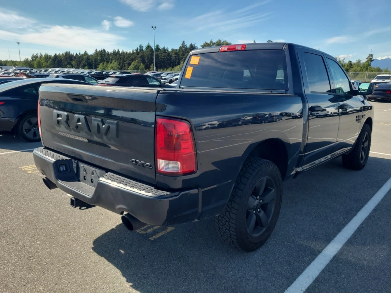 Dodge RAM 1500 * CARFAX* АВТОФИНАНСИРАНЕ* БЕЗ ПЪРВОНАЧАЛНА ВНОСКА - изображение 3