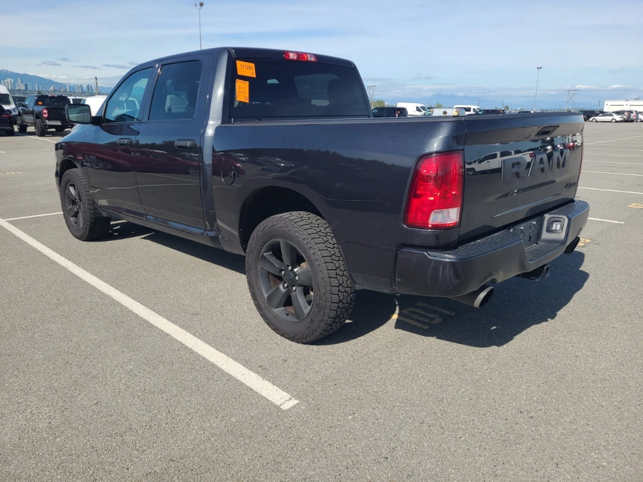 Dodge RAM 1500 * CARFAX* АВТОФИНАНСИРАНЕ* БЕЗ ПЪРВОНАЧАЛНА ВНОСКА - изображение 4