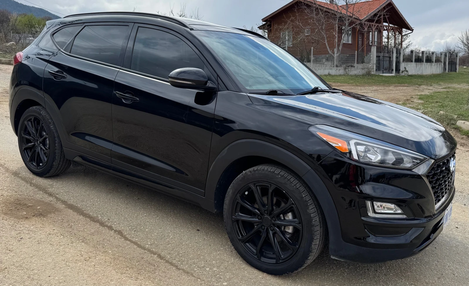 Hyundai Tucson 2.4 4x4 Панорама Кожа Подгрев Дистроник Мъртва точ - изображение 3