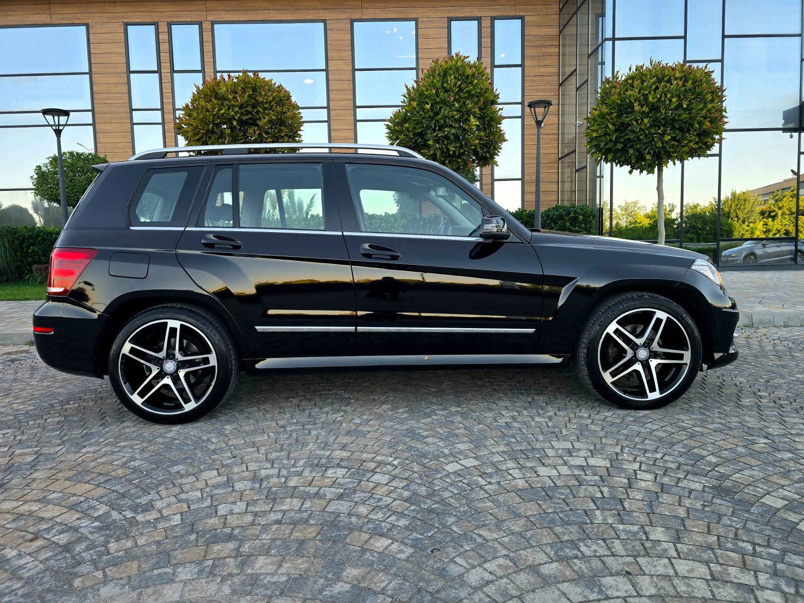 Mercedes-Benz GLK 350CDI 4 MATIC AMG LINE 265KC - изображение 4