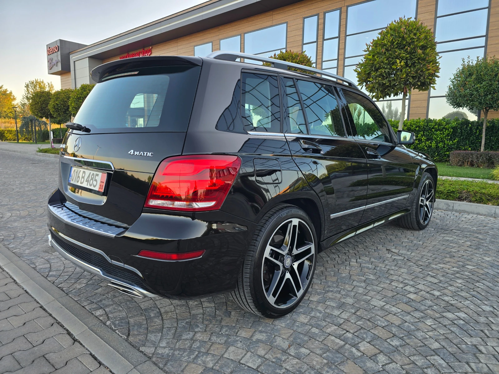 Mercedes-Benz GLK 350CDI 4 MATIC AMG LINE 265KC - изображение 5